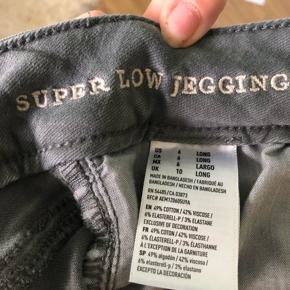 AE Grey Super Low Jegging size 6 long - Picture 5 of 8